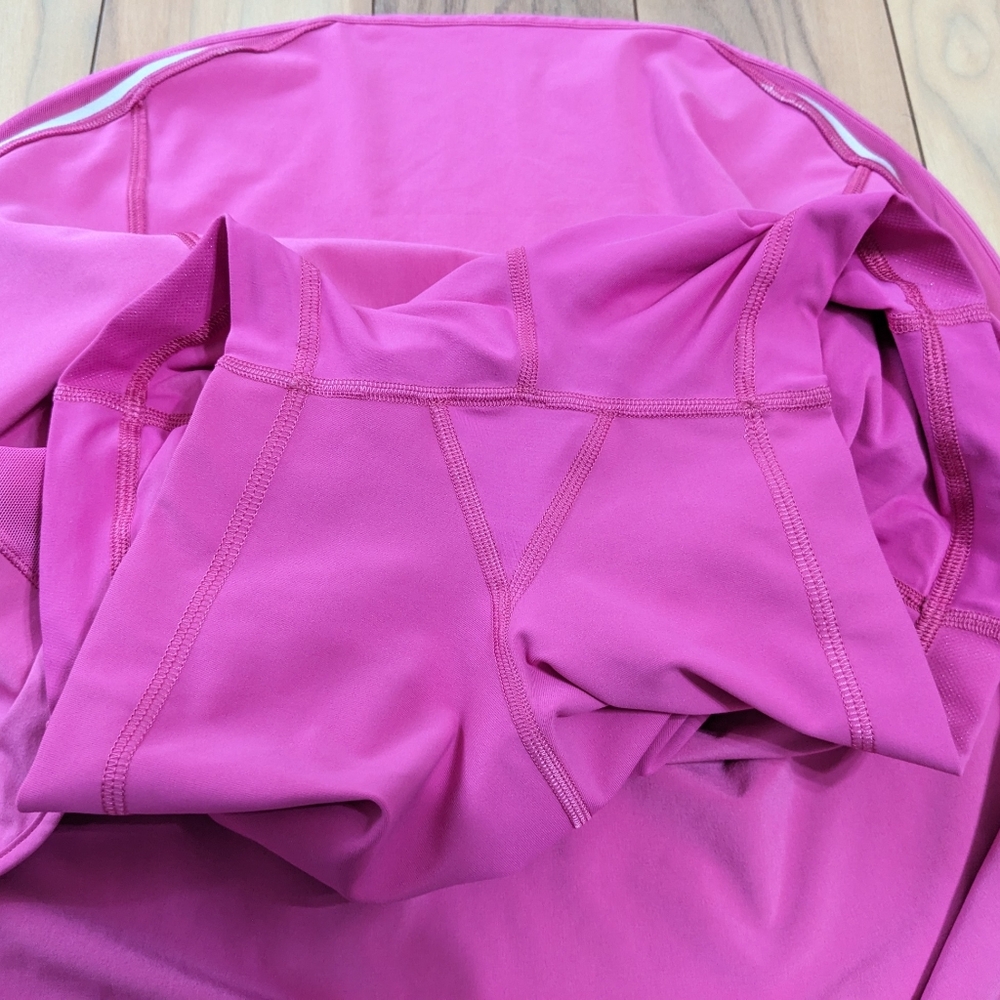EUC! Lululemon Hotty Hot Skirt In Bright Pink Size 4 - Picture 10 of 14